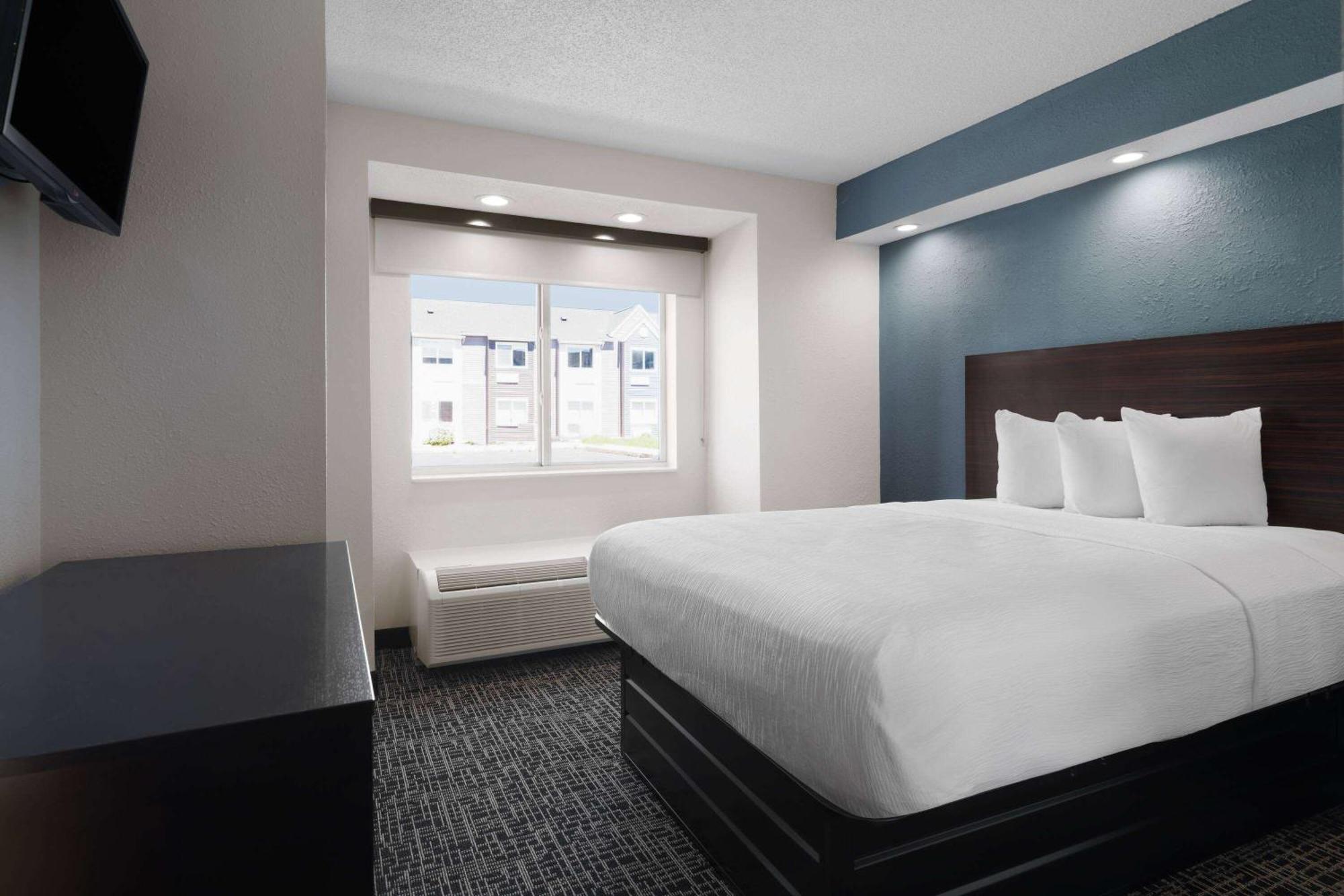 Hotel Baymont By Wyndham Boardman Esterno foto