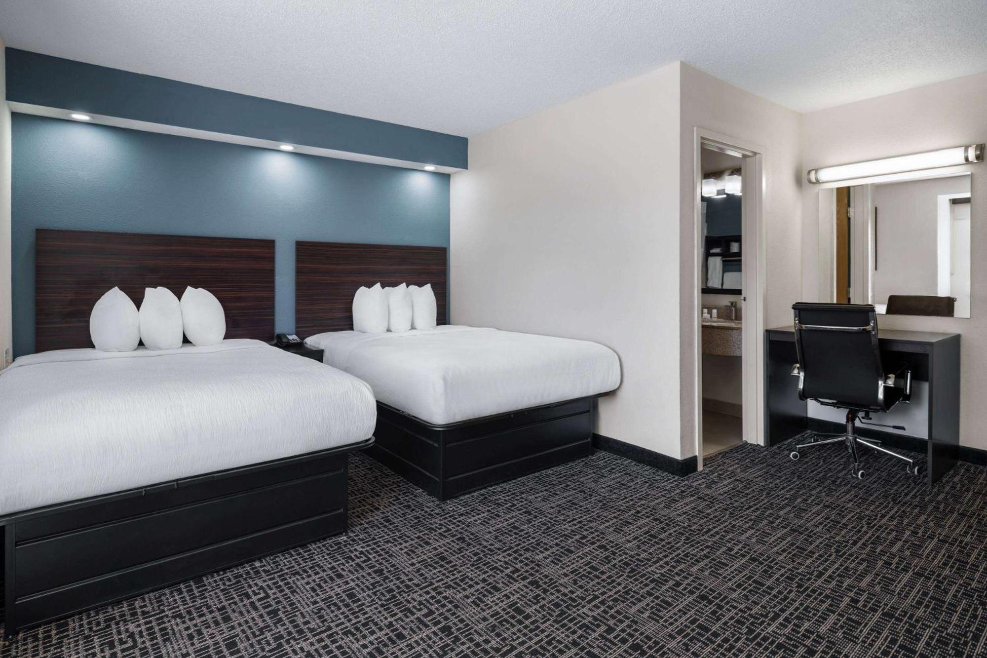 Hotel Baymont By Wyndham Boardman Esterno foto